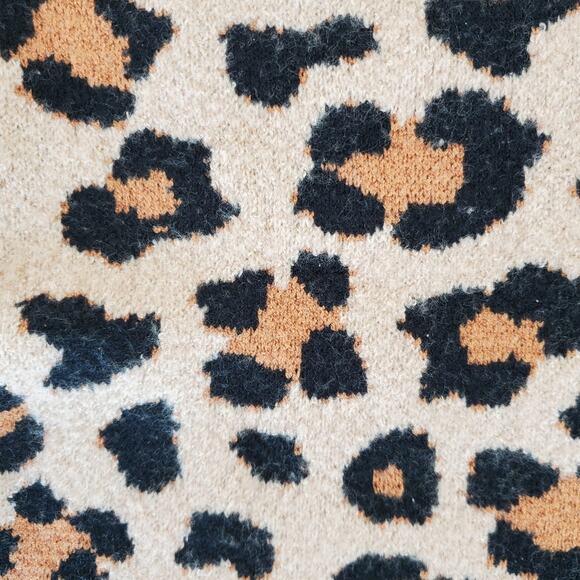 NWT Cotton Emporium Leopard Print Long Sleeve Sweater Size XS - Picture 7 of 7